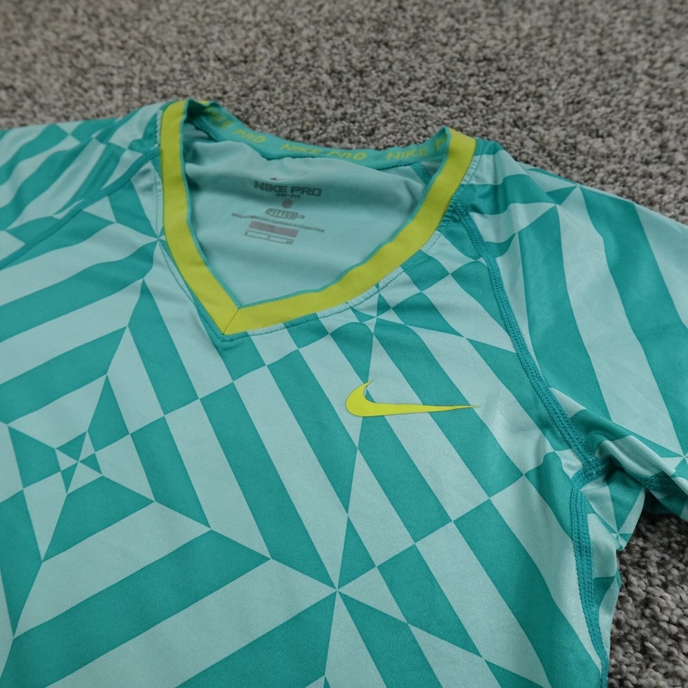Nike Shirt Womens S Blue Green Fitted Pro Drifit Swoosh Gym‎ Performance Stretch